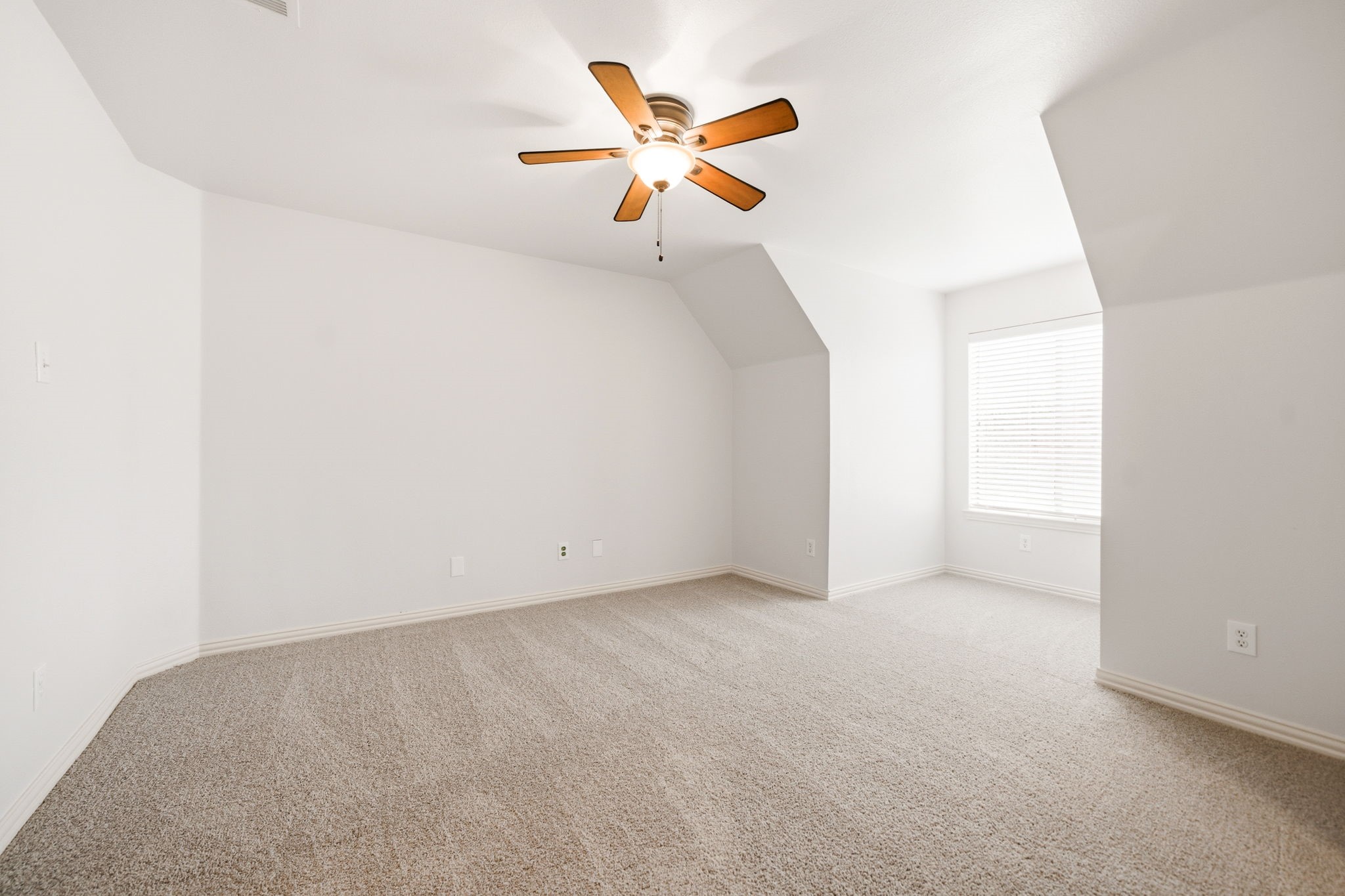132 Silver Rose Boulevard Burleson TX 76028