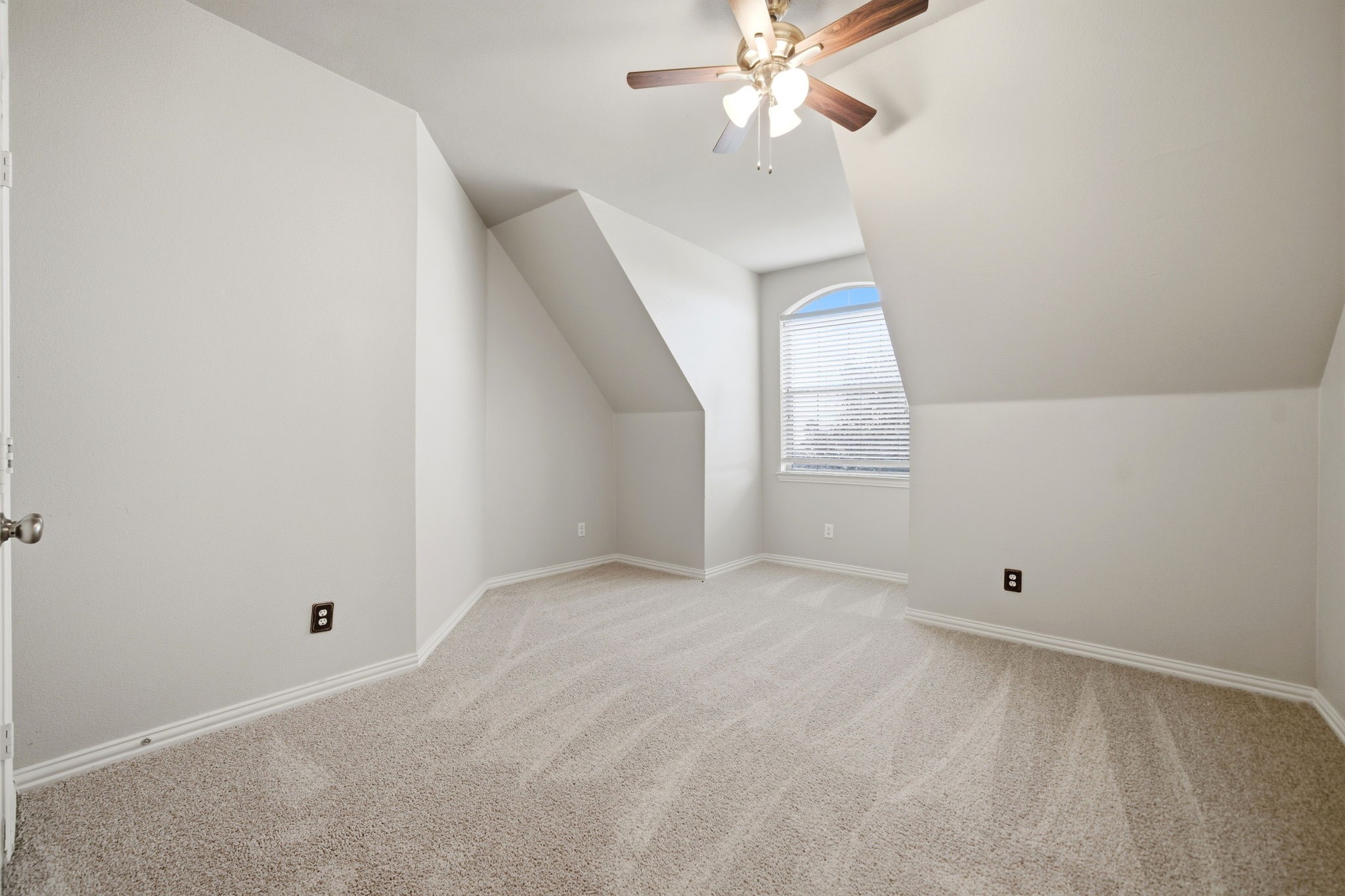 132 Silver Rose Boulevard Burleson TX 76028