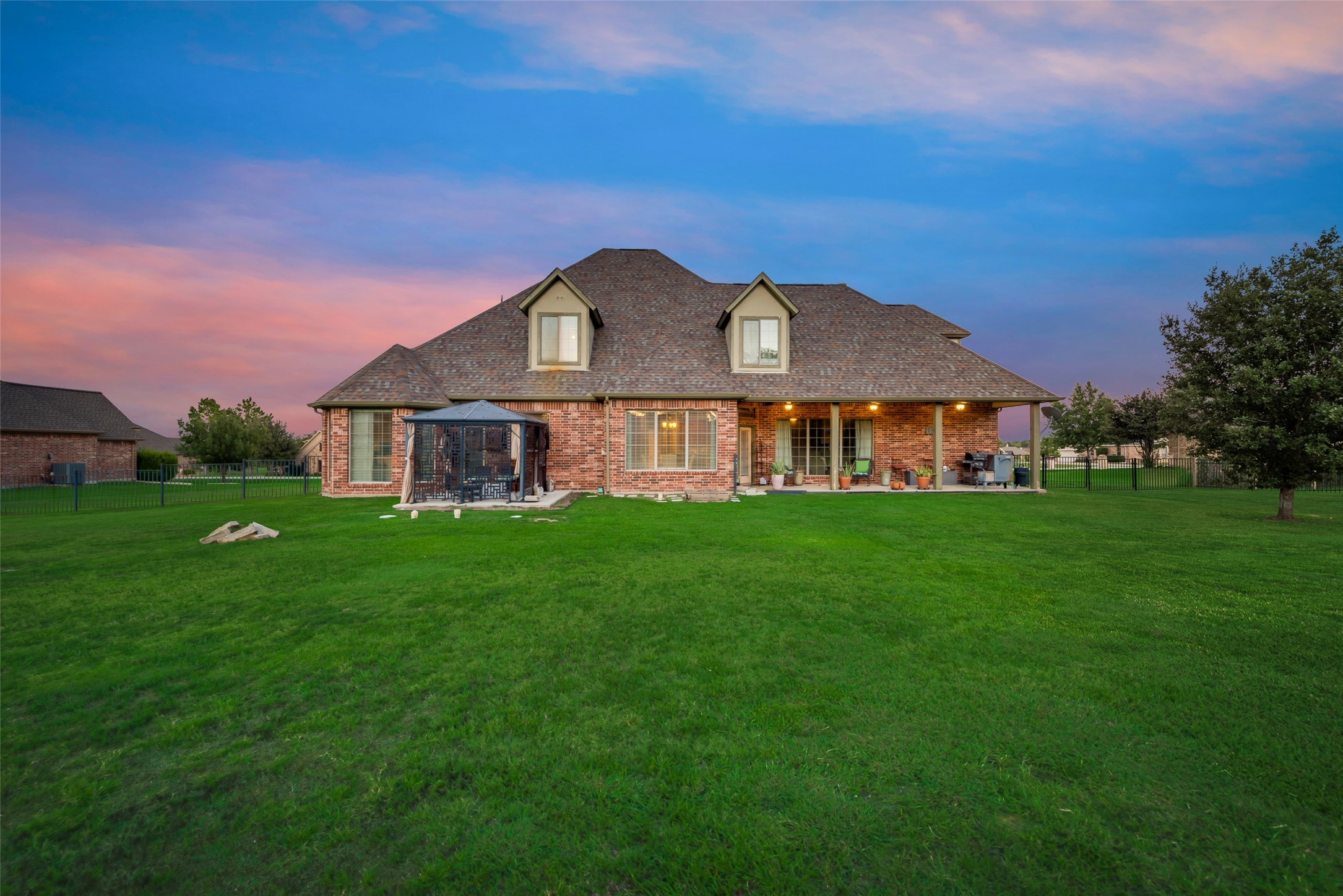 132 Silver Rose Boulevard Burleson TX 76028