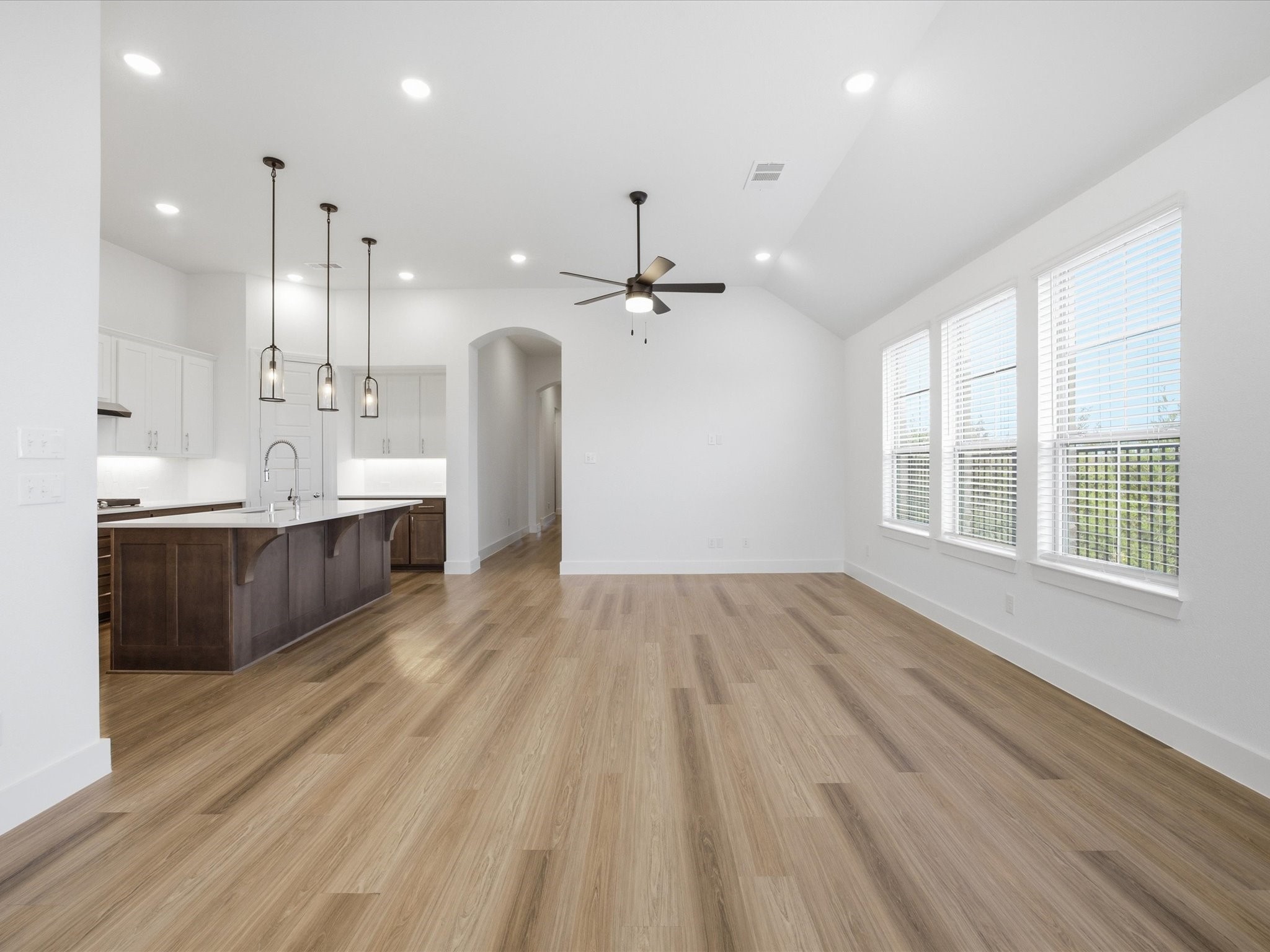 1701 Pelham Drive Aubrey TX 76227