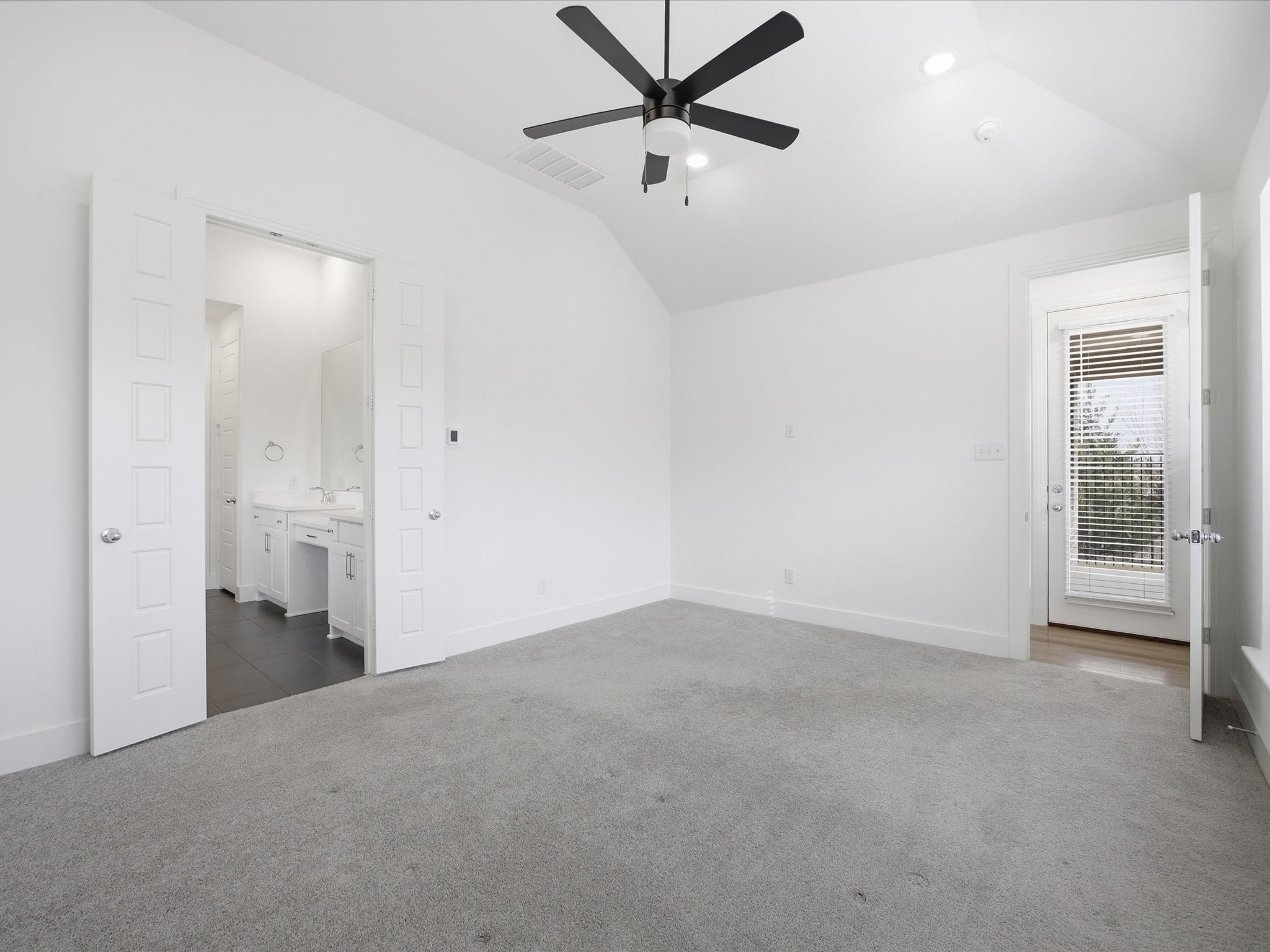 1701 Pelham Drive Aubrey TX 76227