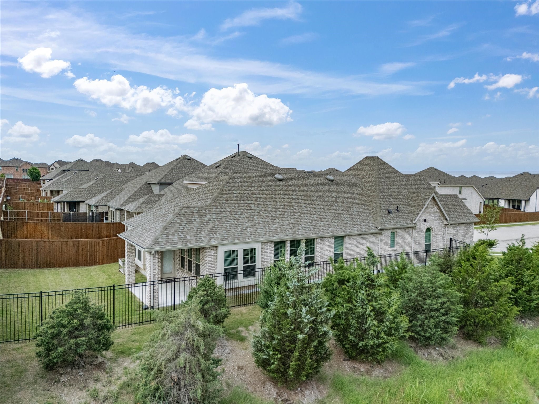 1701 Pelham Drive Aubrey TX 76227