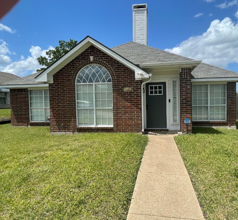 1209 Woodcrest Drive Garland TX 75040