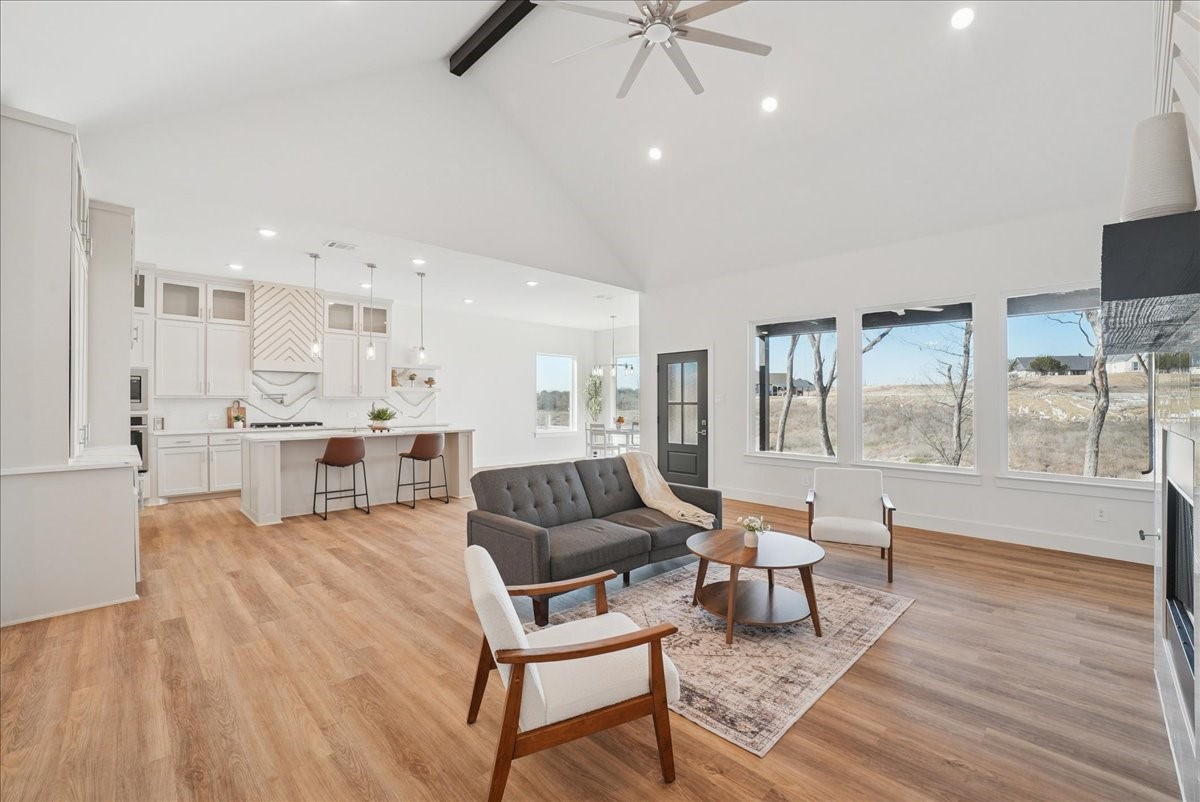 340 Slimp Bluff Azle TX 76020