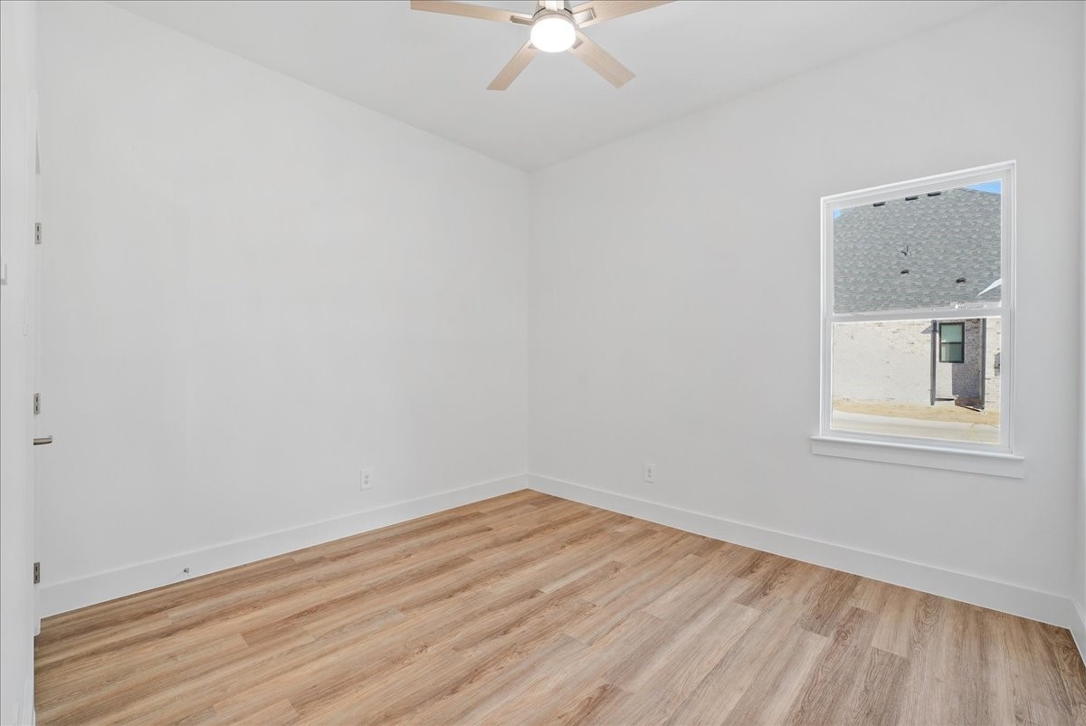 340 Slimp Bluff Azle TX 76020