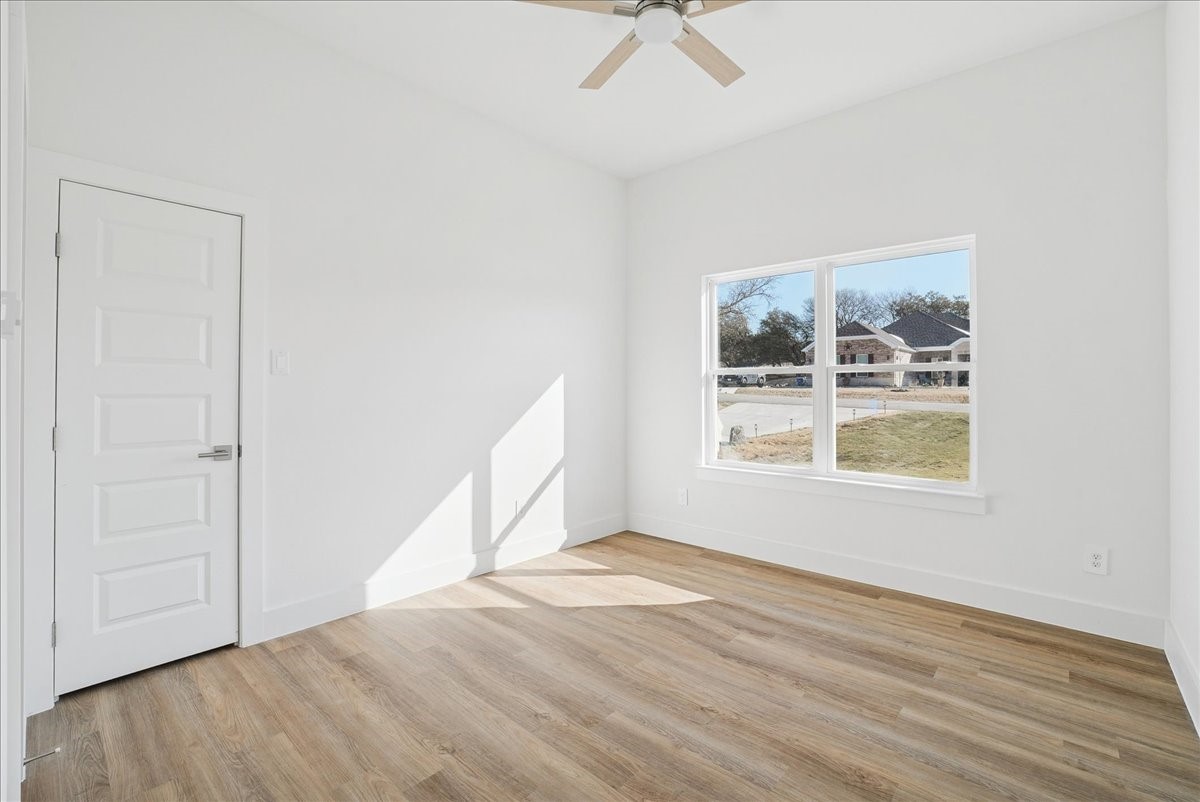 340 Slimp Bluff Azle TX 76020