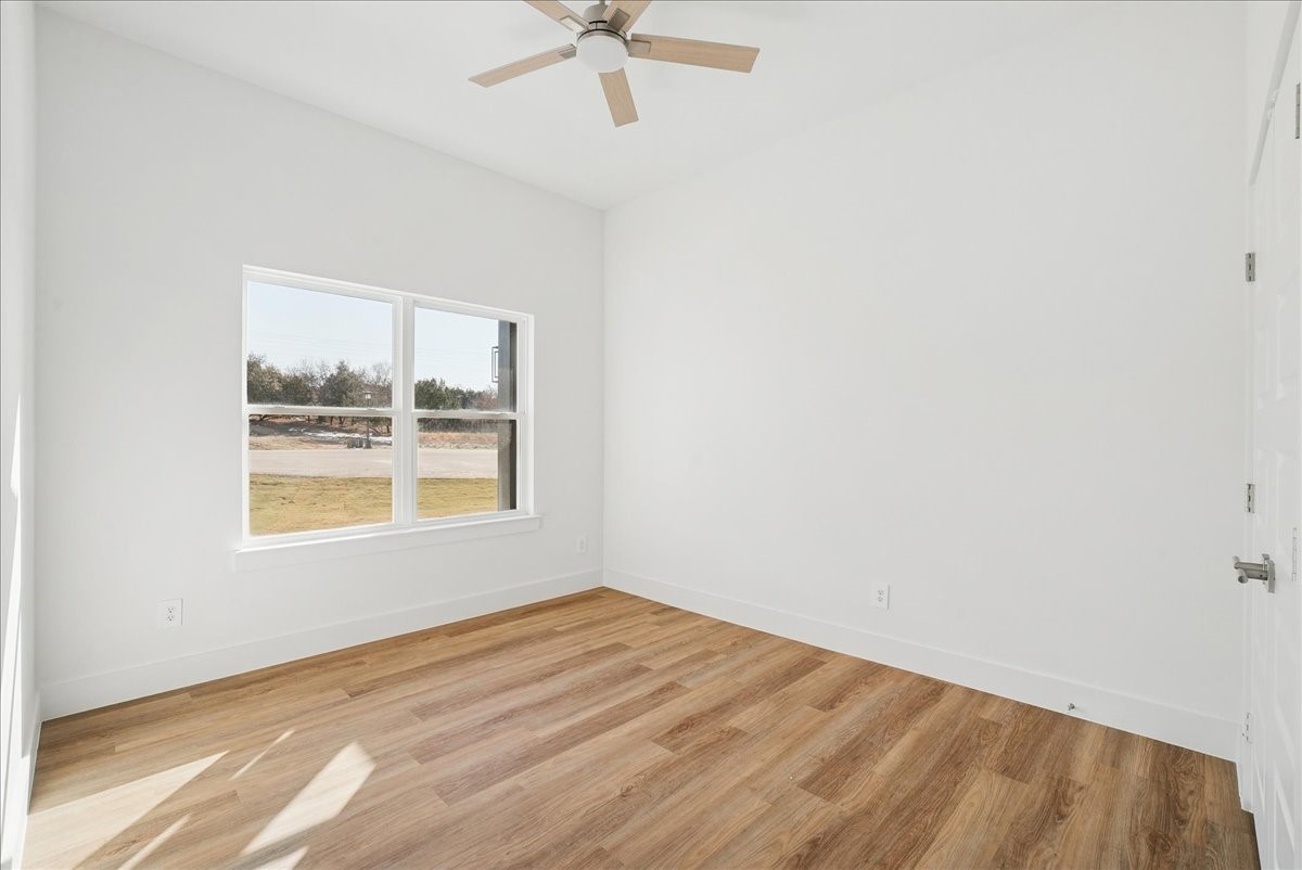 340 Slimp Bluff Azle TX 76020