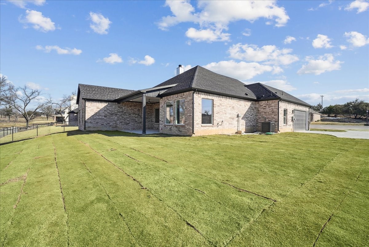 340 Slimp Bluff Azle TX 76020