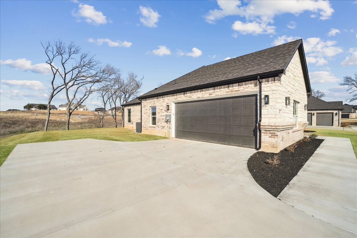 340 Slimp Bluff Azle TX 76020