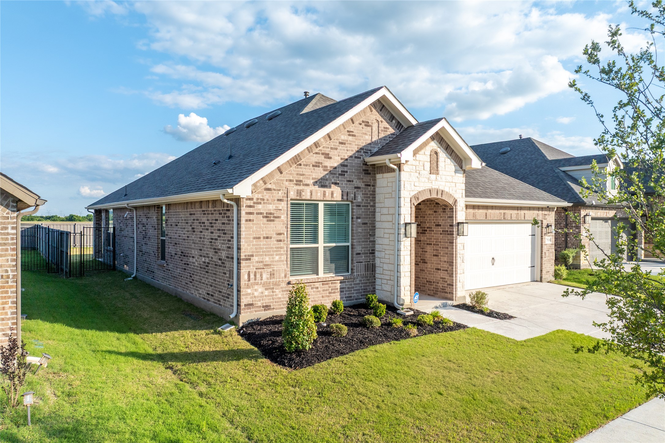7518 Wild Mint Trail Venus TX 76084