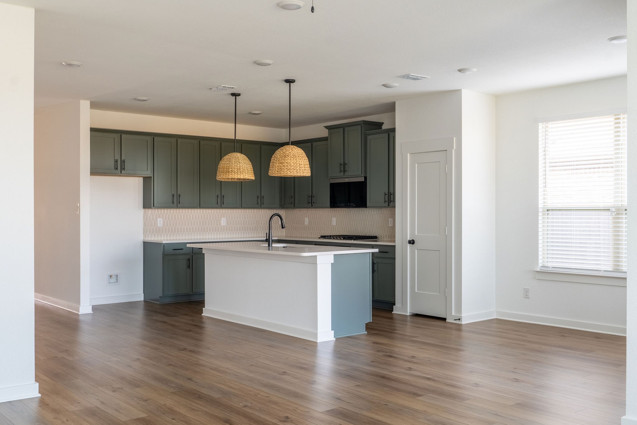 7518 Wild Mint Trail Venus TX 76084