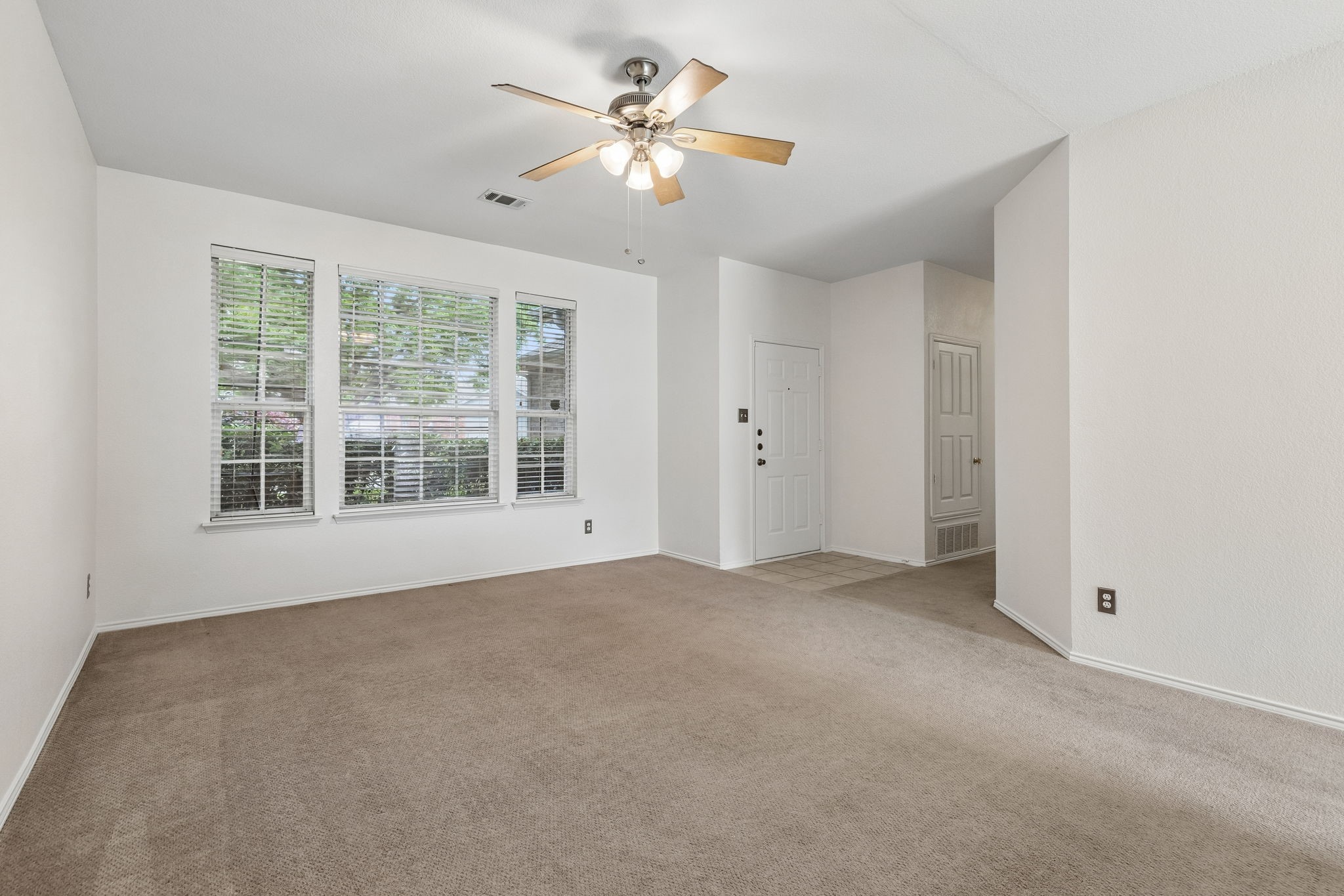 5116 Meridian Lane Fort Worth TX 76244