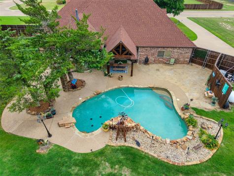 1561 Saint Andrews Drive Red Oak TX 75154