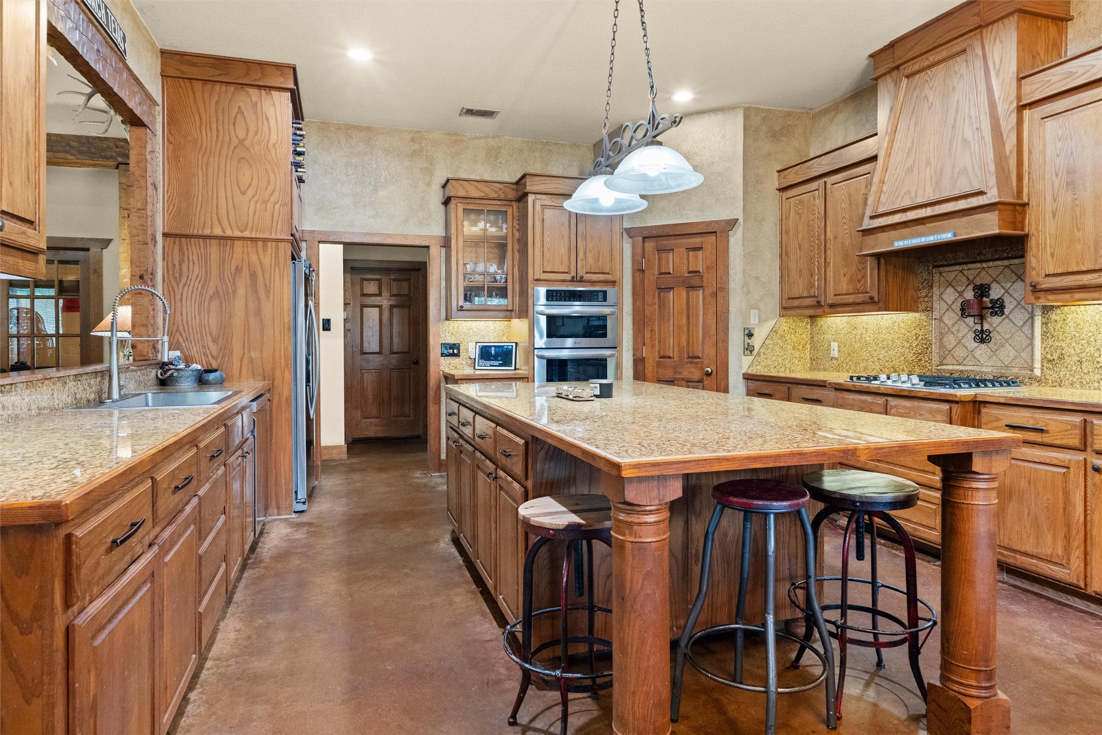 1561 Saint Andrews Drive Red Oak TX 75154