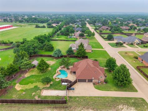 1561 Saint Andrews Drive Red Oak TX 75154