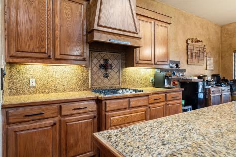 1561 Saint Andrews Drive Red Oak TX 75154