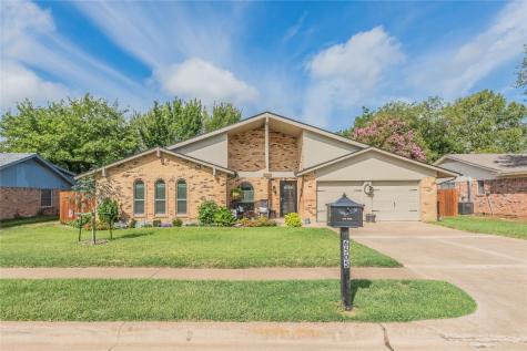 6505 Riddle Drive North Richland Hills TX 76182