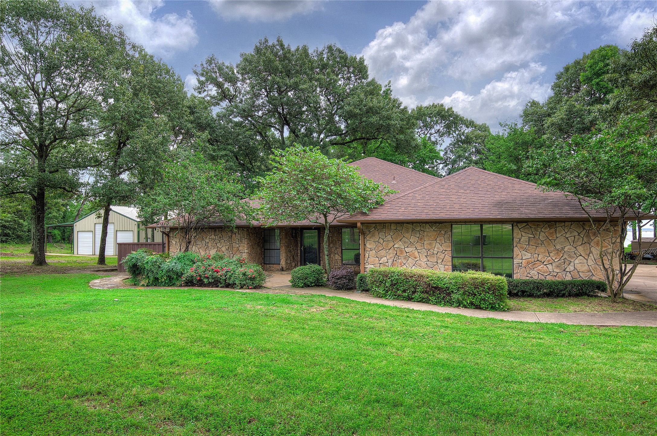 1605 County Road 1785 Yantis TX 75497
