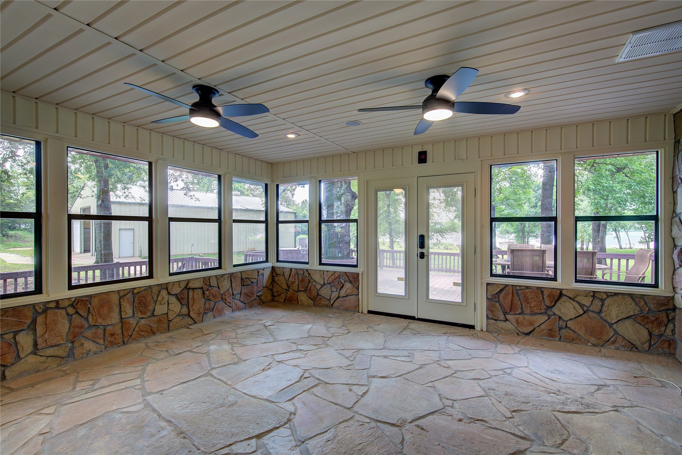 1605 County Road 1785 Yantis TX 75497