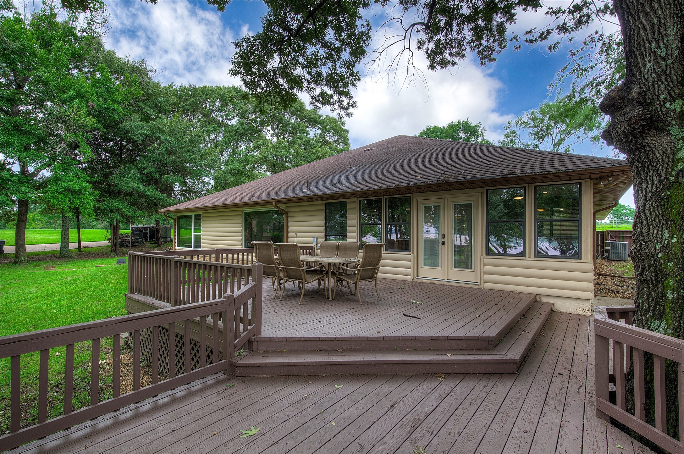 1605 County Road 1785 Yantis TX 75497