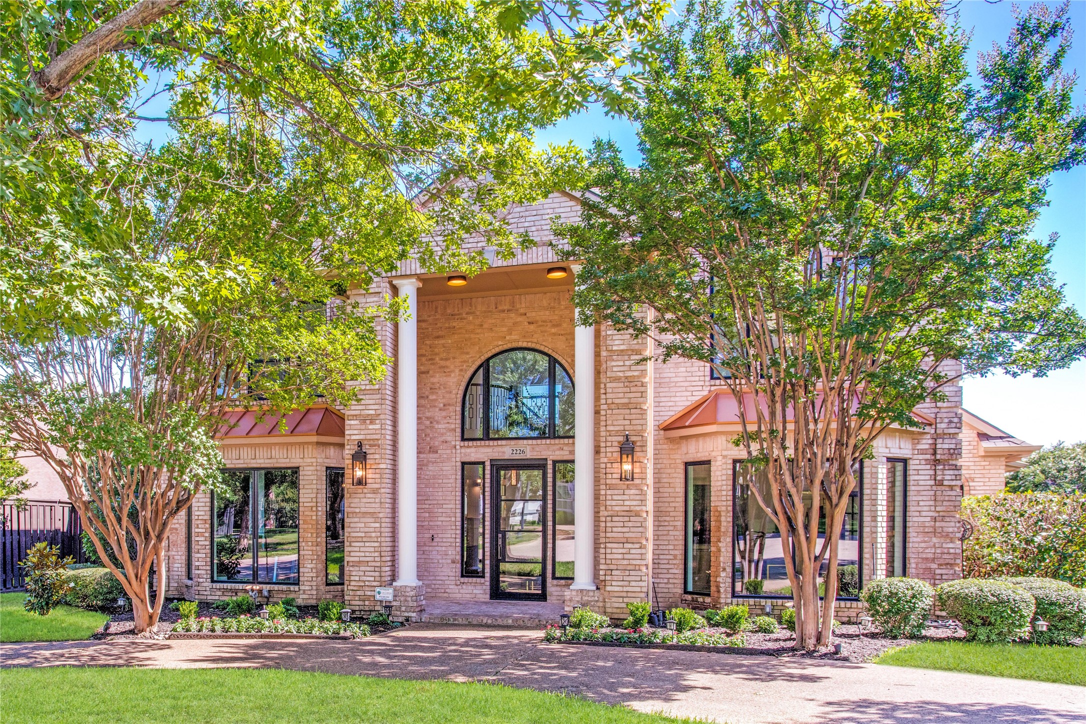 2226 Hillshire Lane Irving TX 75063