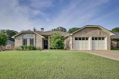 2203 Eva Lane Euless TX 76040