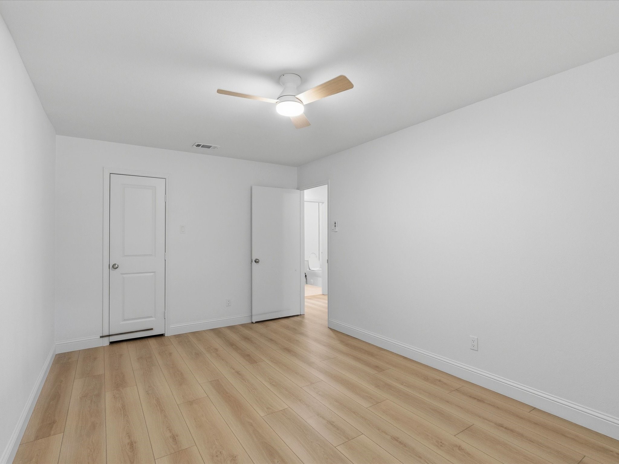 2039 Chestnut Road Carrollton TX 75007