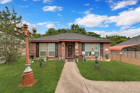 914 Armstrong Road Seagoville TX 75159