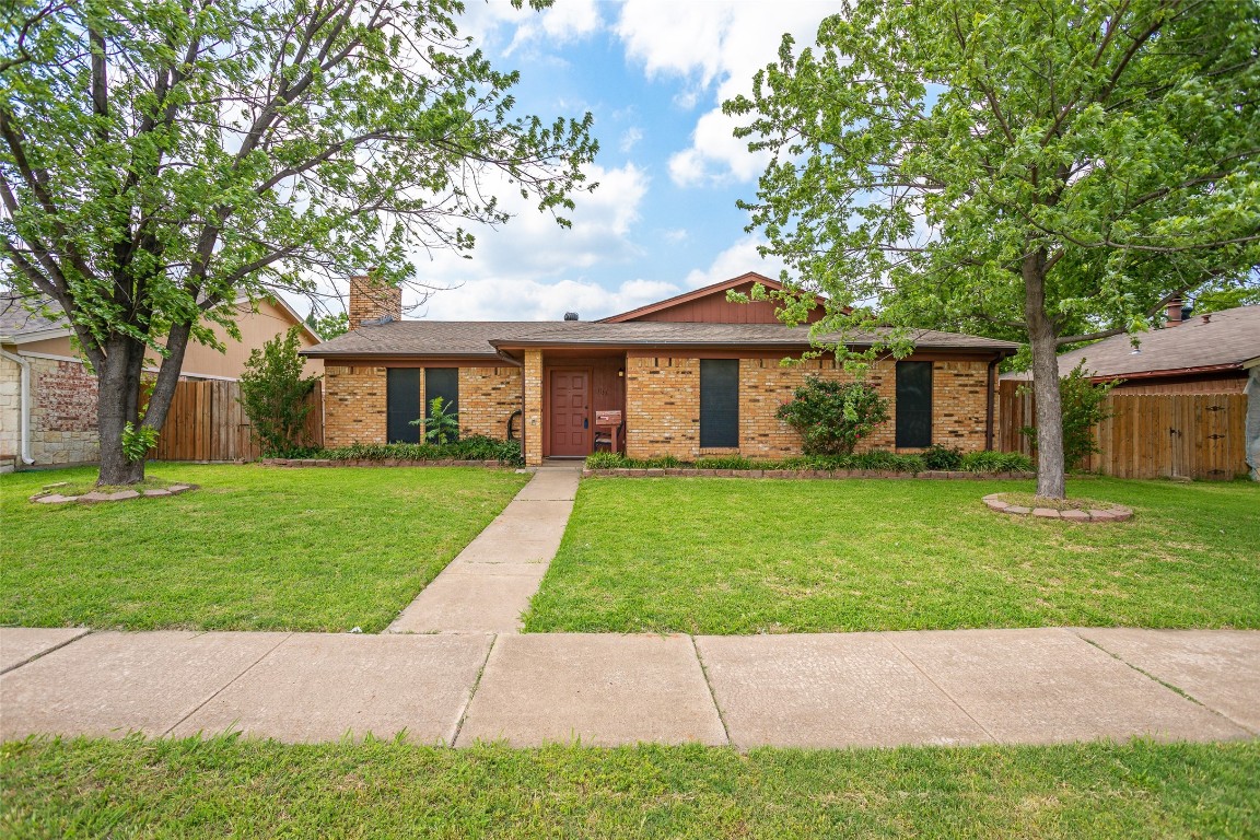 1137 Pleasant Valley Road Garland TX 75040