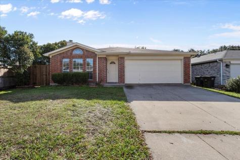 3744 Chaddybrook Lane Fort Worth TX 76137