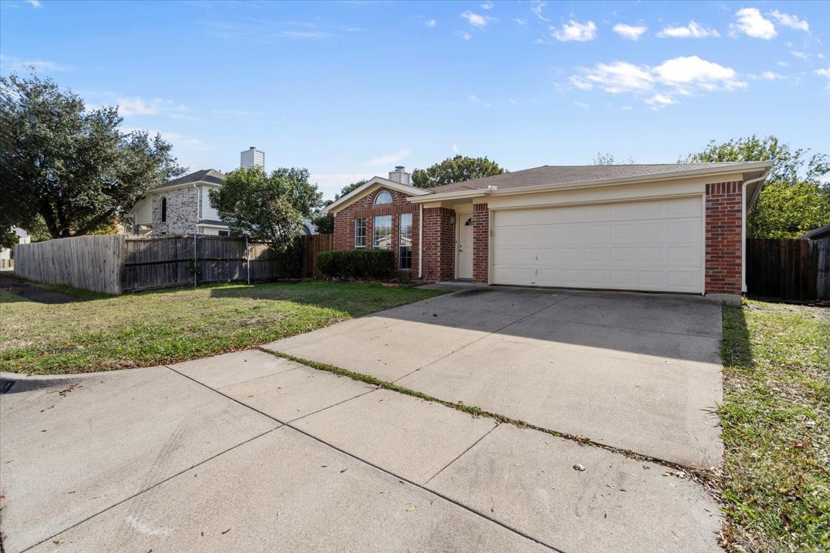 3744 Chaddybrook Lane Fort Worth TX 76137
