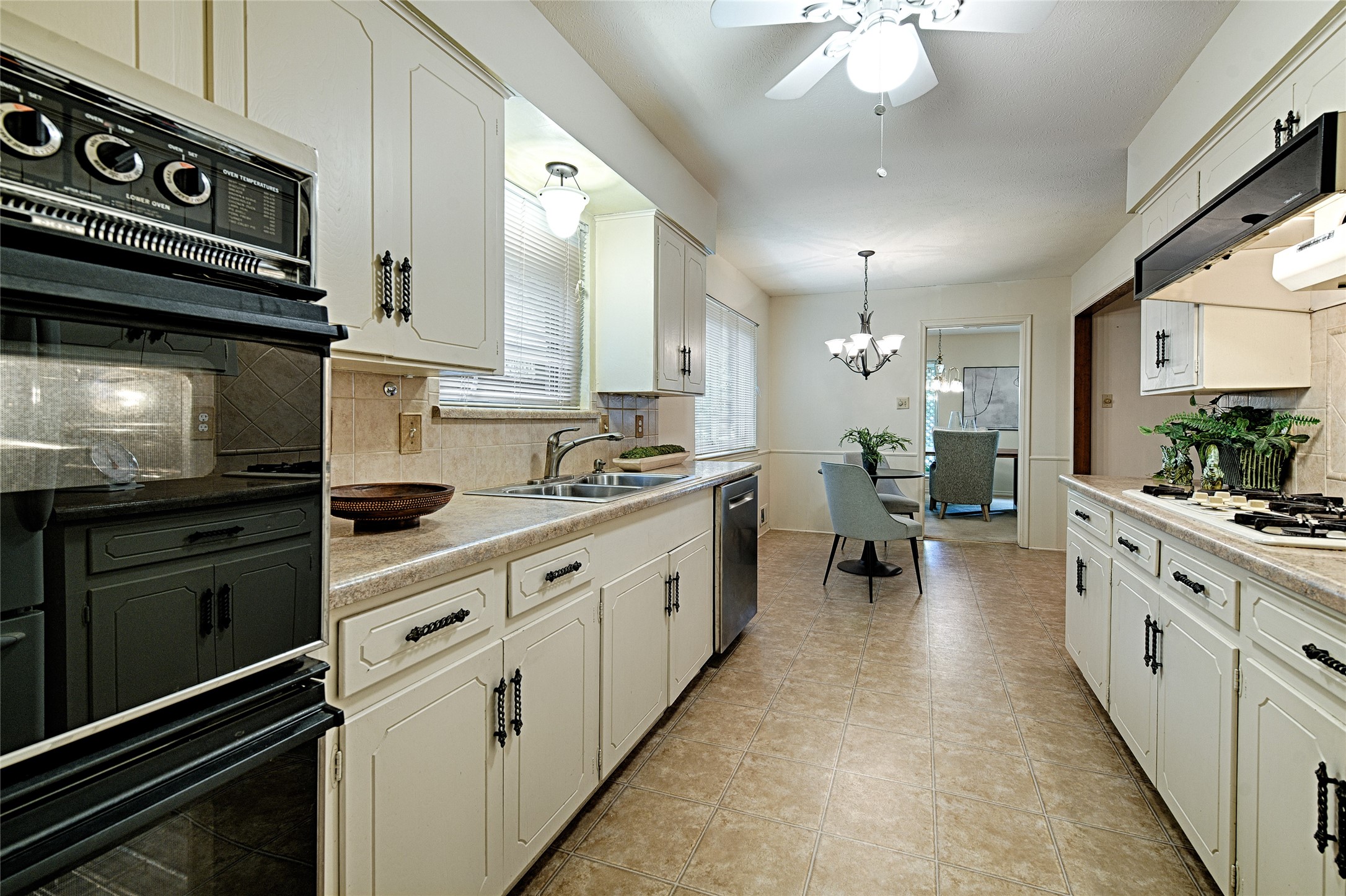1313 Apache Drive Richardson TX 75080