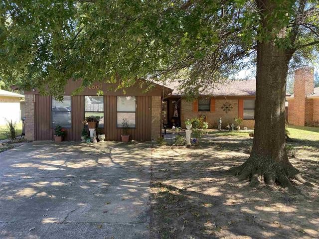450 33rd Street NE Paris TX 75460