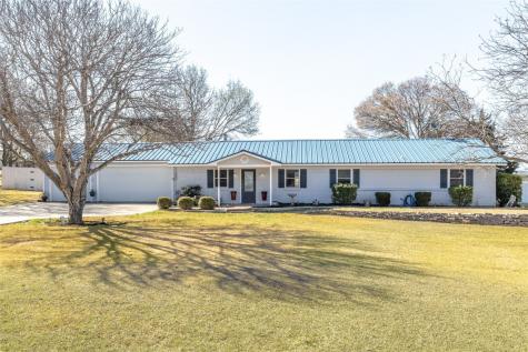 1999 Hill Top Circle Weatherford TX 76085