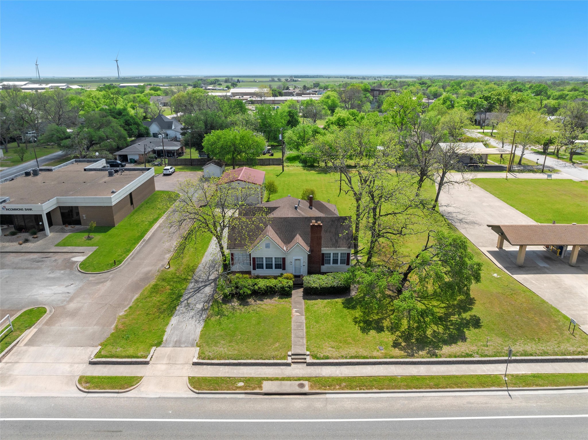 708 E Texas Avenue Mart TX 76664