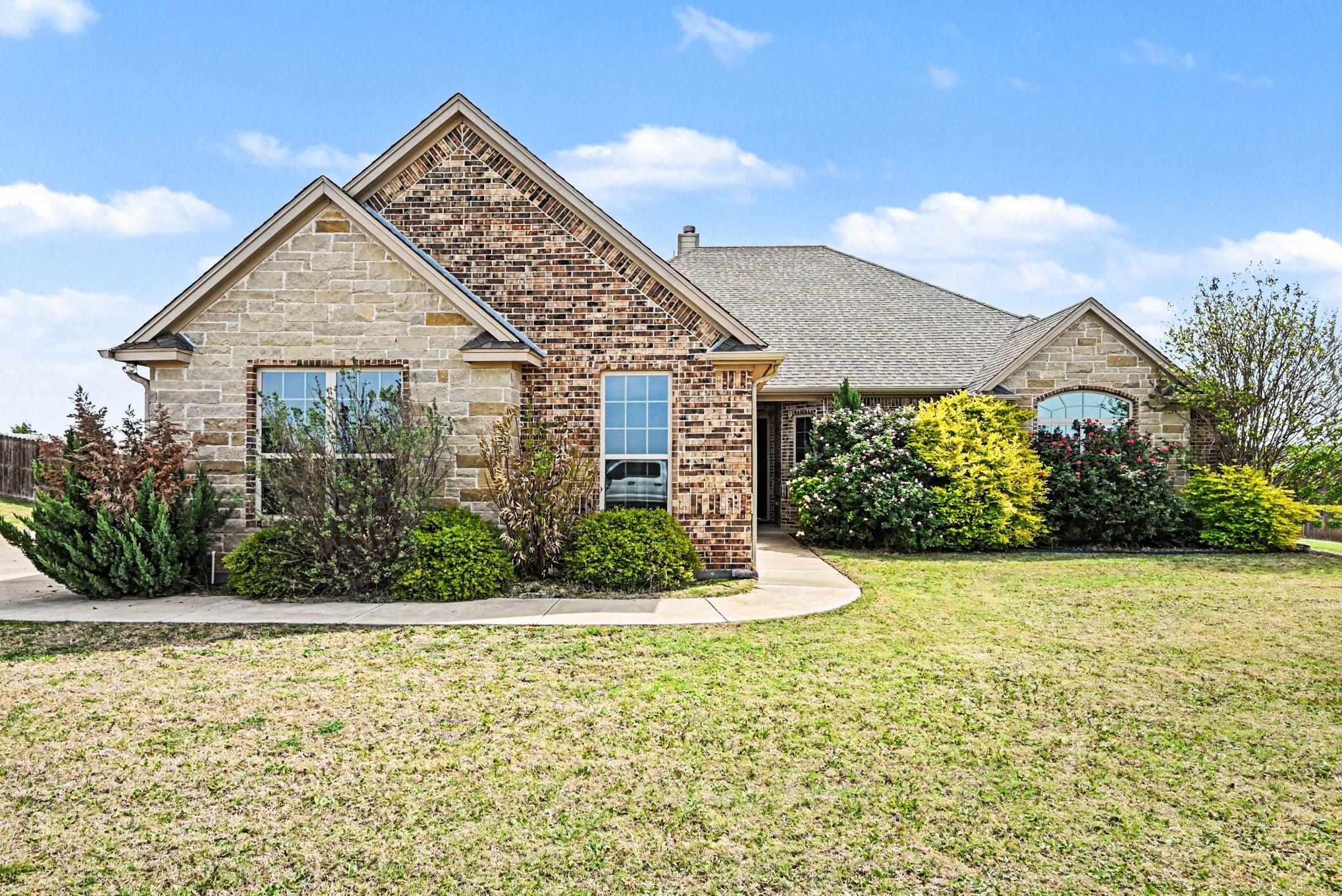 104 Stanford Lane Springtown TX 76082