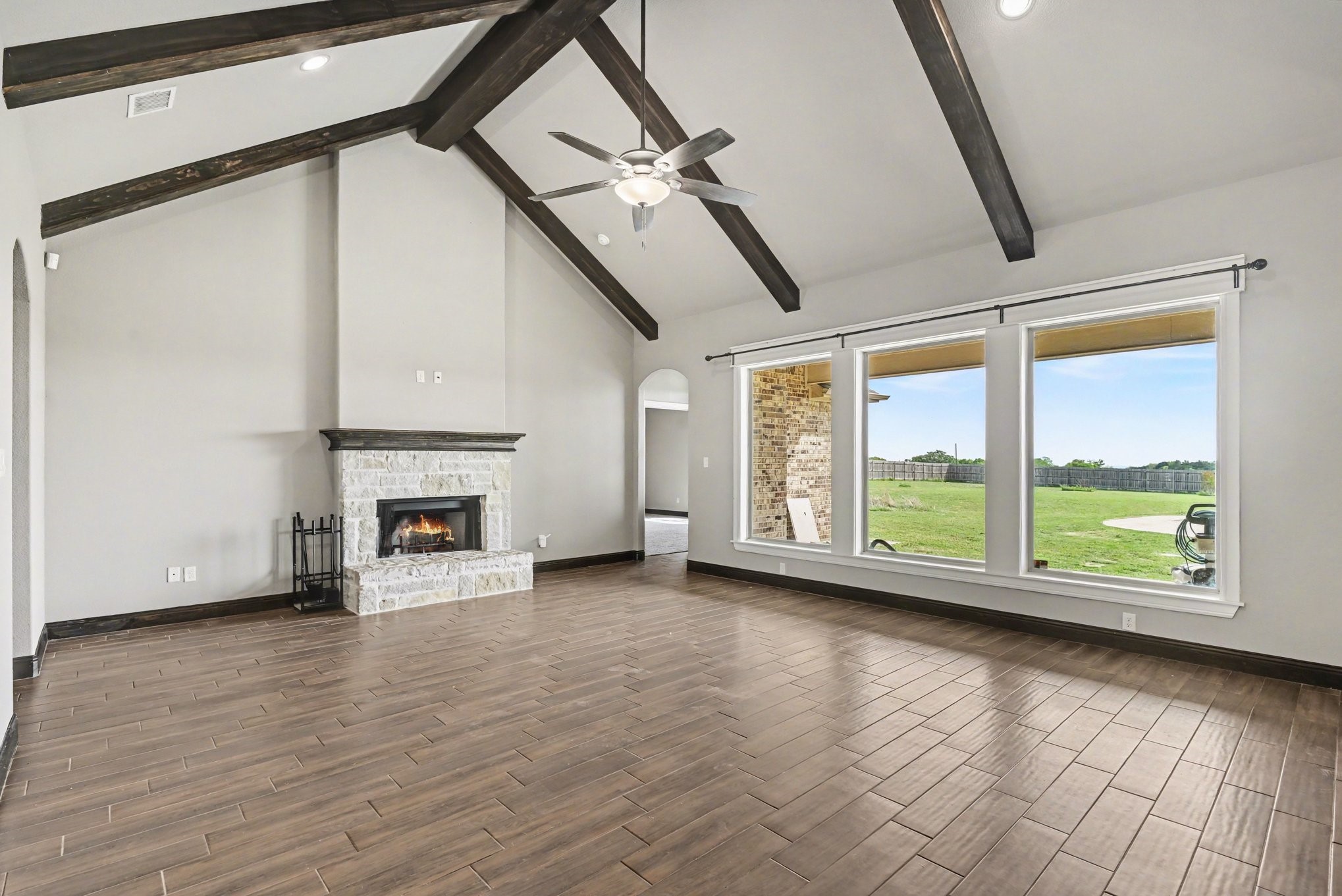 104 Stanford Lane Springtown TX 76082