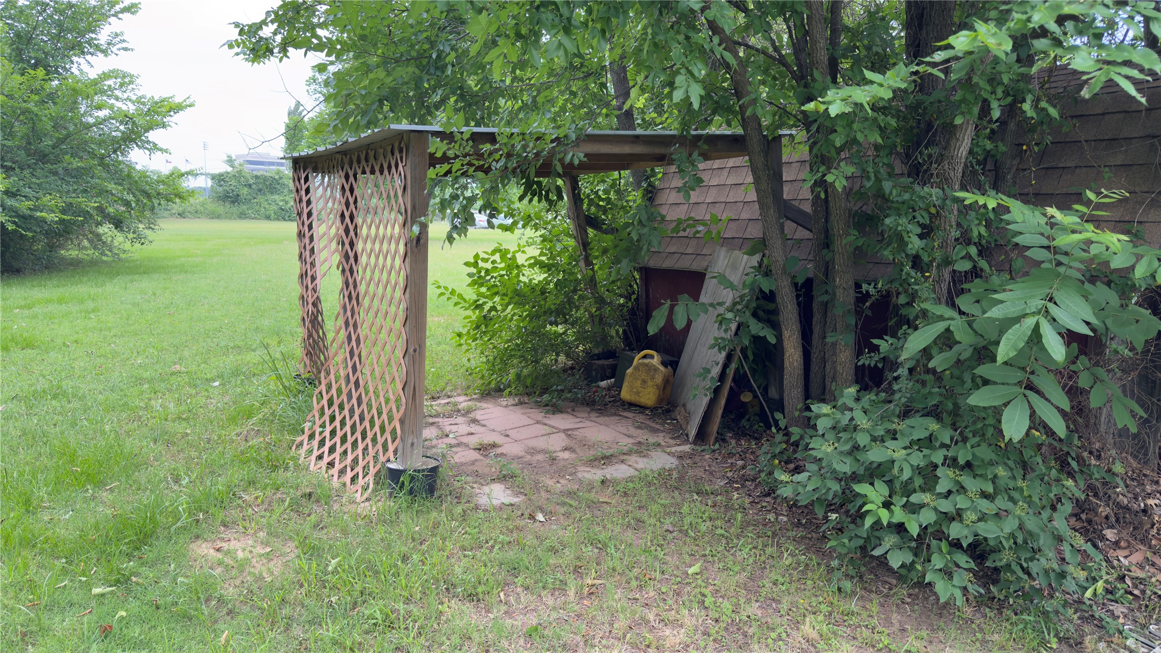 415 Meadowlark Trail Springtown TX 76082