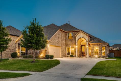 2927 Pino Grand Prairie TX 75054