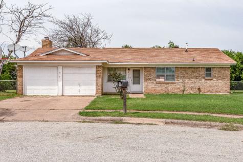 308 Prairie View Court Crowley TX 76036