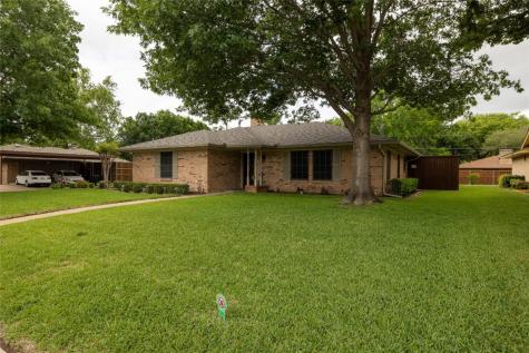 2405 Ingleside Drive Grand Prairie TX 75050