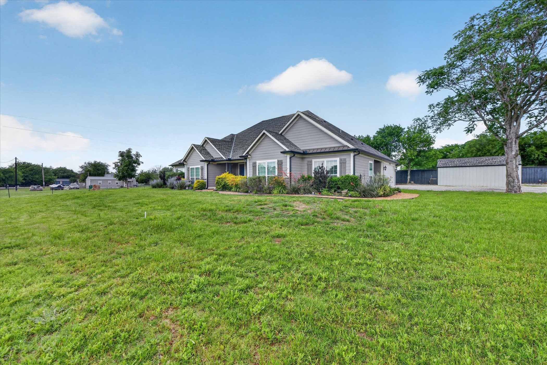 18020 Cindys Lane Justin TX 76247