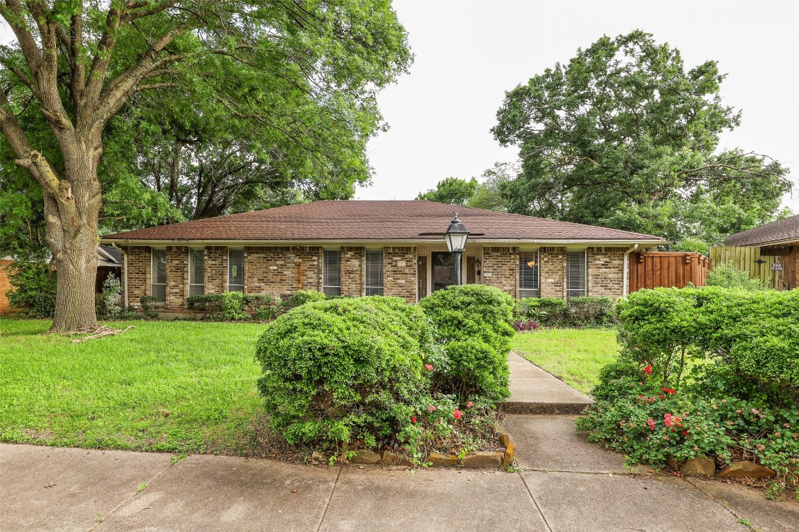 722 W Ridge Drive Duncanville TX 75116