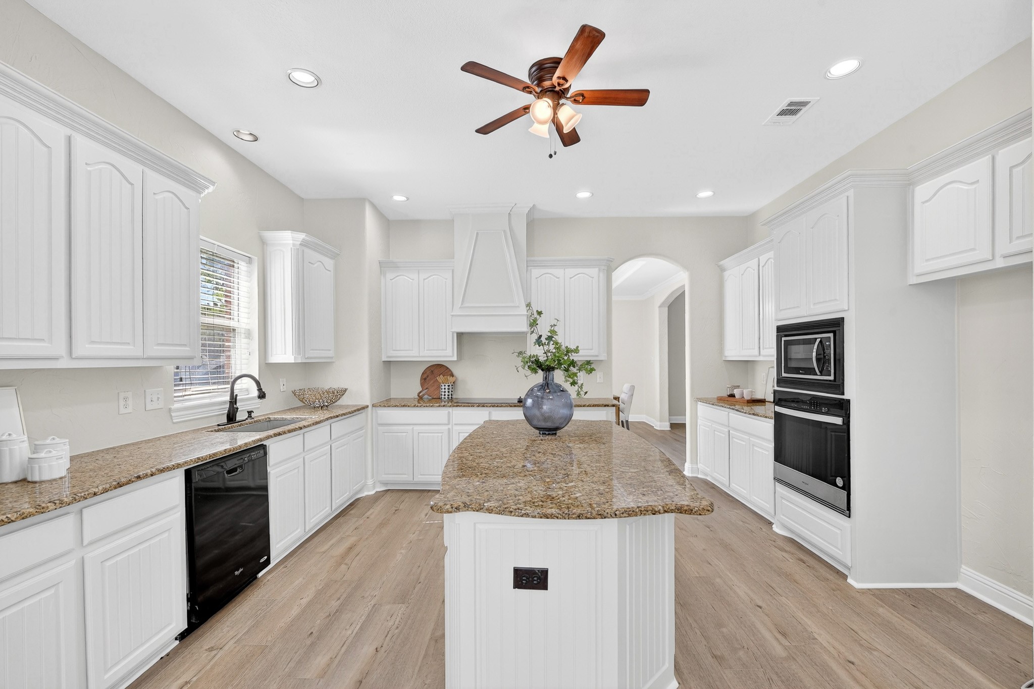 2723 Prairie Acres Cove Cedar Hill TX 75104