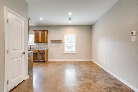 464 Wildwood Lane Burleson TX 76028