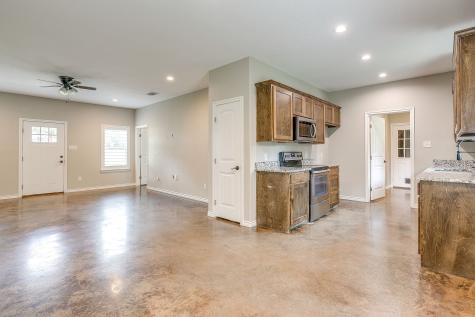 464 Wildwood Lane Burleson TX 76028