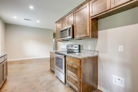 464 Wildwood Lane Burleson TX 76028