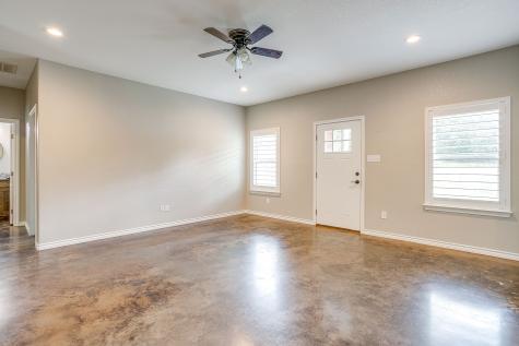 464 Wildwood Lane Burleson TX 76028