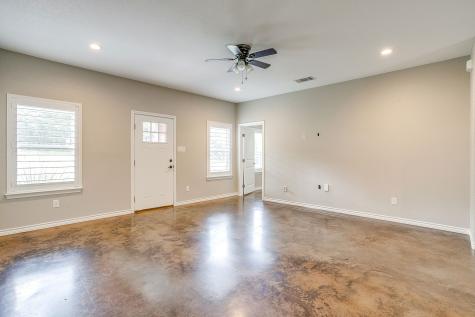464 Wildwood Lane Burleson TX 76028