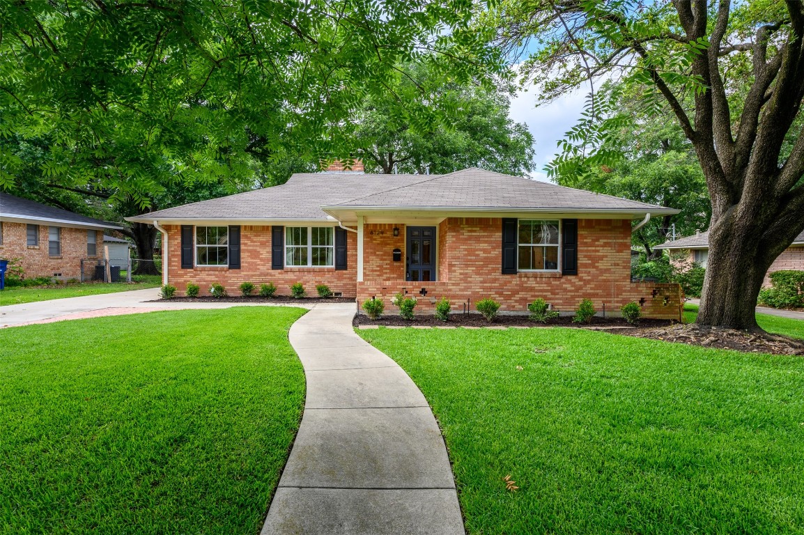 6129 Woodcrest Lane Dallas TX 75214